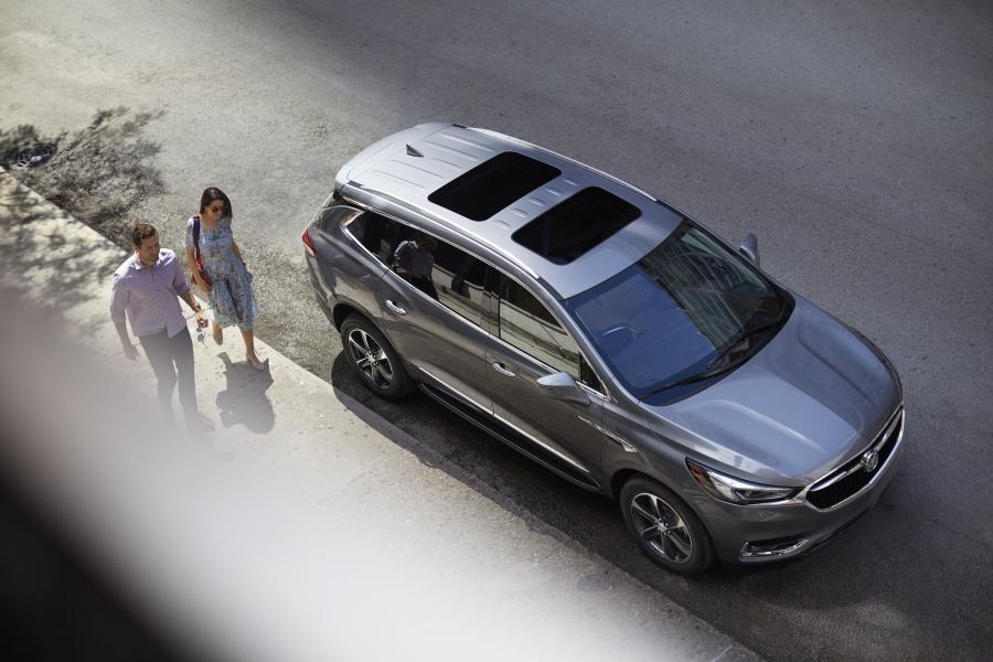  Buick Enclave 2017 года  (фото 14 из 22)